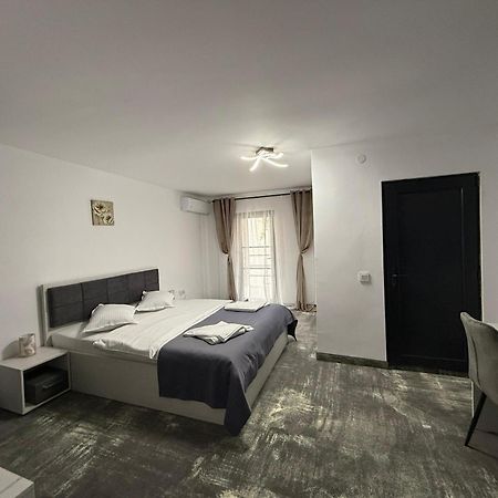 Bam Hotel Vama Veche Kültér fotó